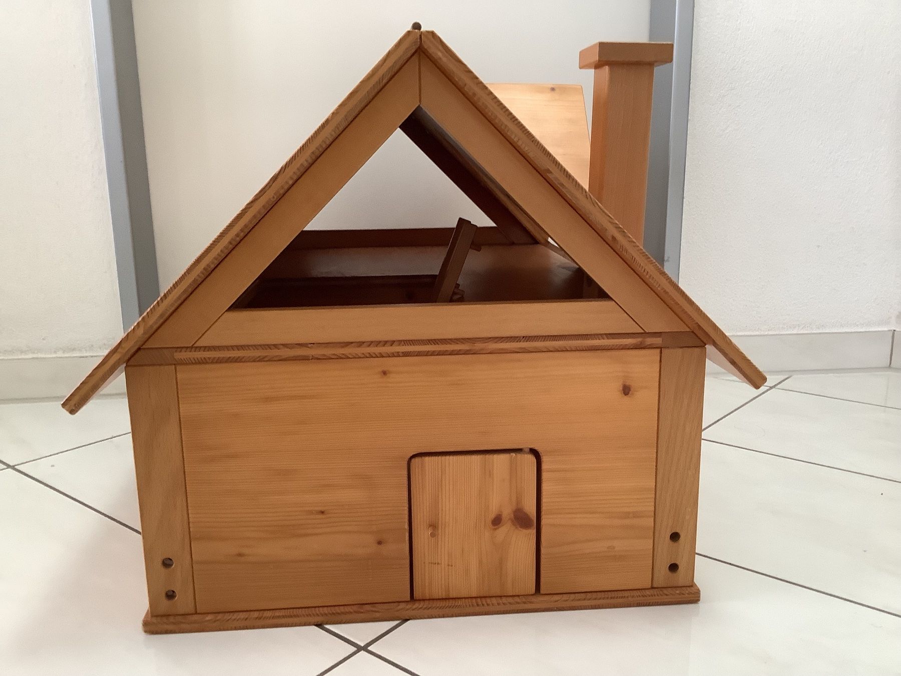 Giocattoli: Holz Stall, robust und liebevoll gebaut – Usato da Uster venduto da yvo_z9xh 6