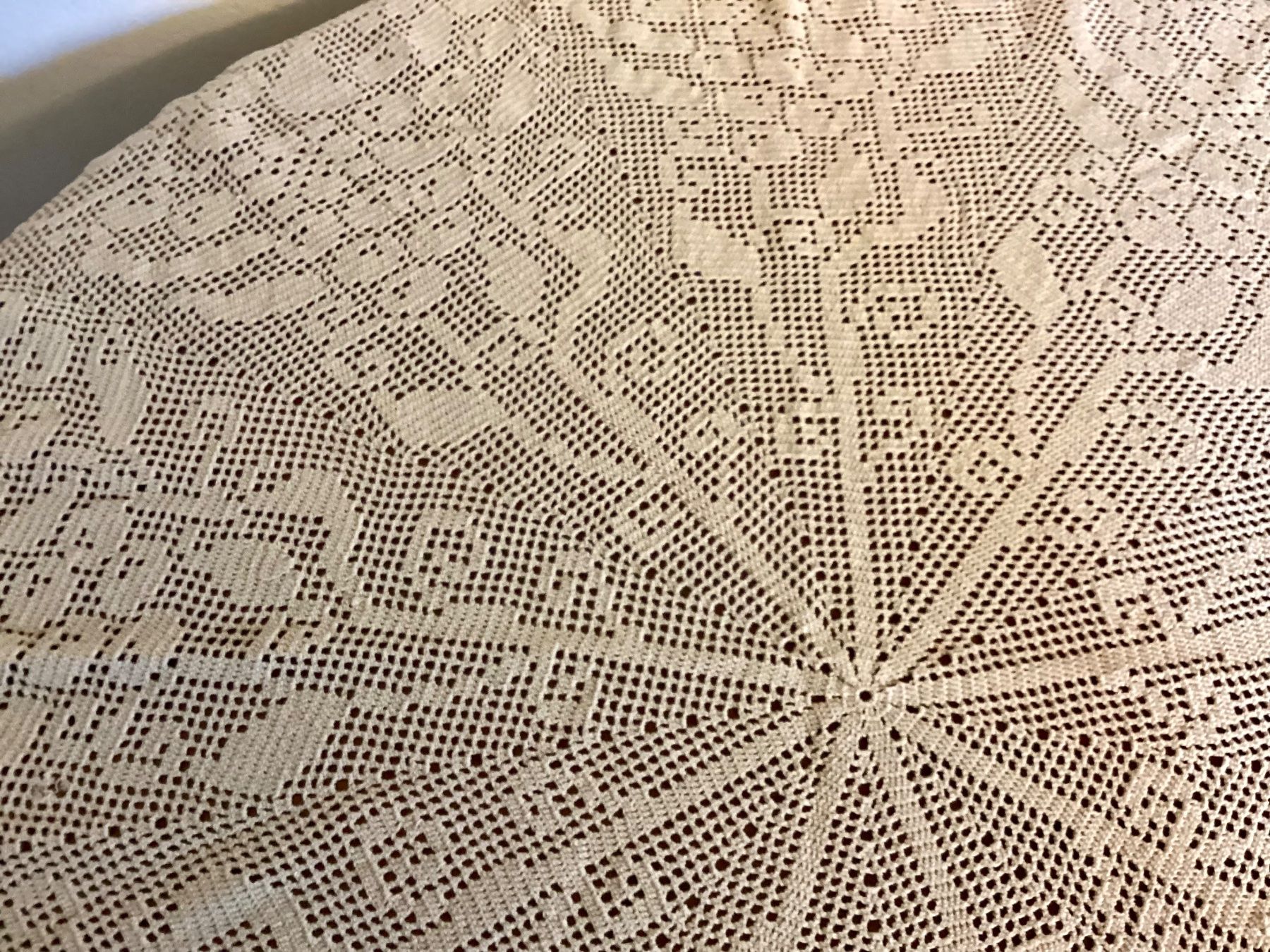 Altra biancheria da tavola: Häkeltischdecke – Usato da Niederlenz venduto da lil_jxk8 1