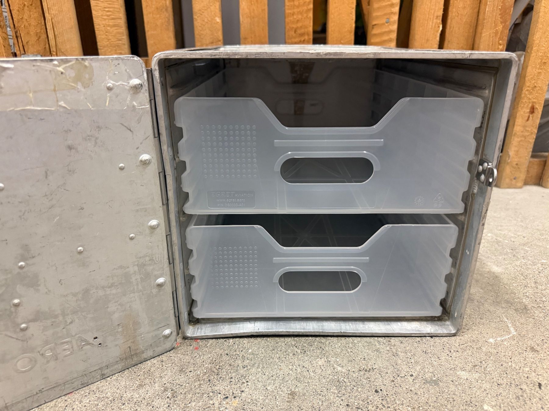 Conteneurs de construction: Swiss - Airline Galley Container – D'occasion à Ostermundigen par airline-trolley 2