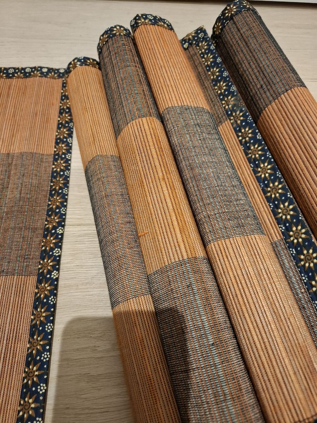 Sottobicchieri: 8 placements / Platzset + 8 coasters – Usato da Zürich venduto da pto_6wfs 3