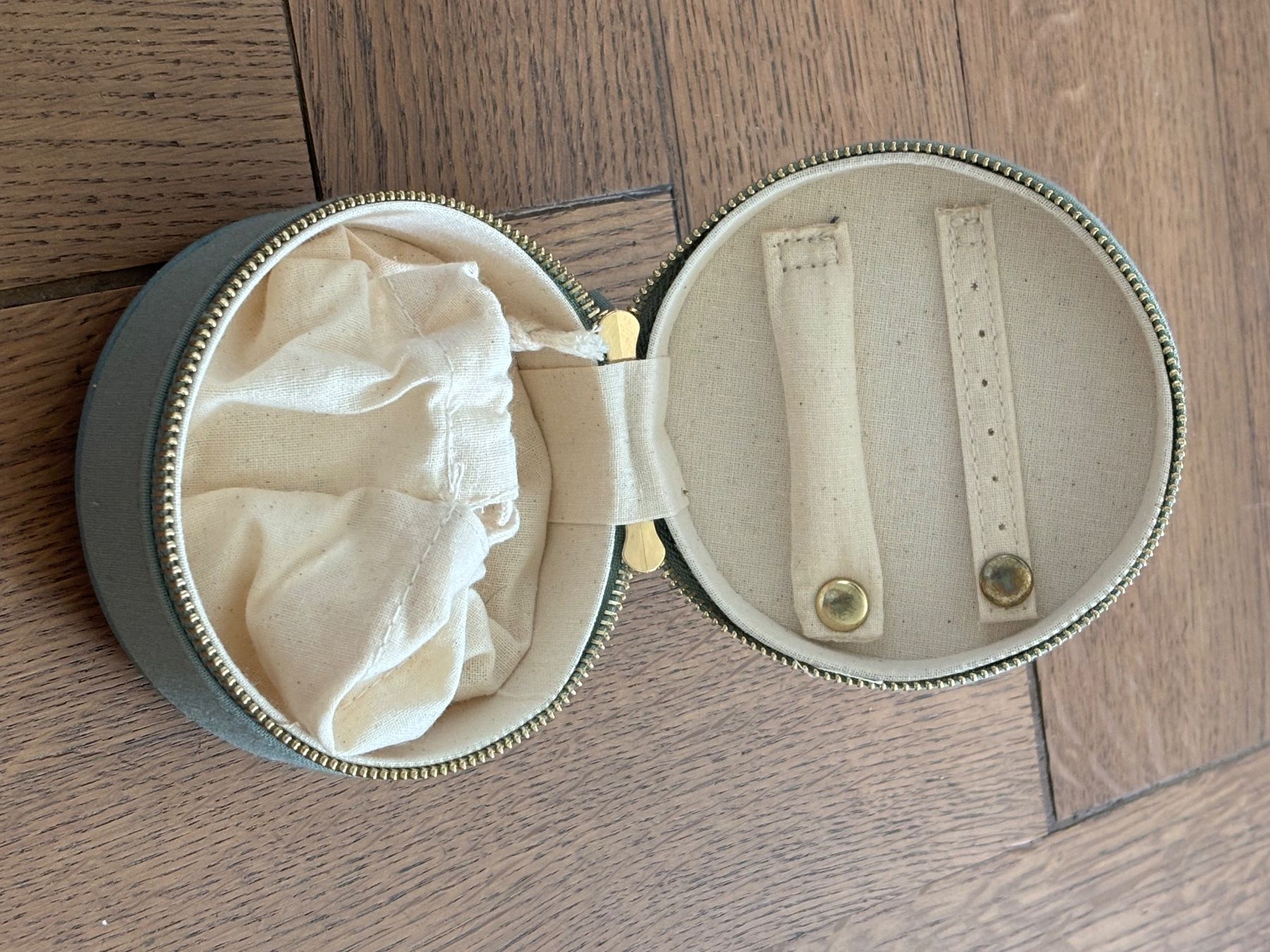 Sonstige Dekorationen & Accessoires: Boîte à bijoux Sézane – Gebraucht aus Bern von tetrodon 1