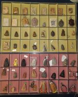 Thai-Amulett-Sammlung          54 Stk. + Vitrinen – Buddha