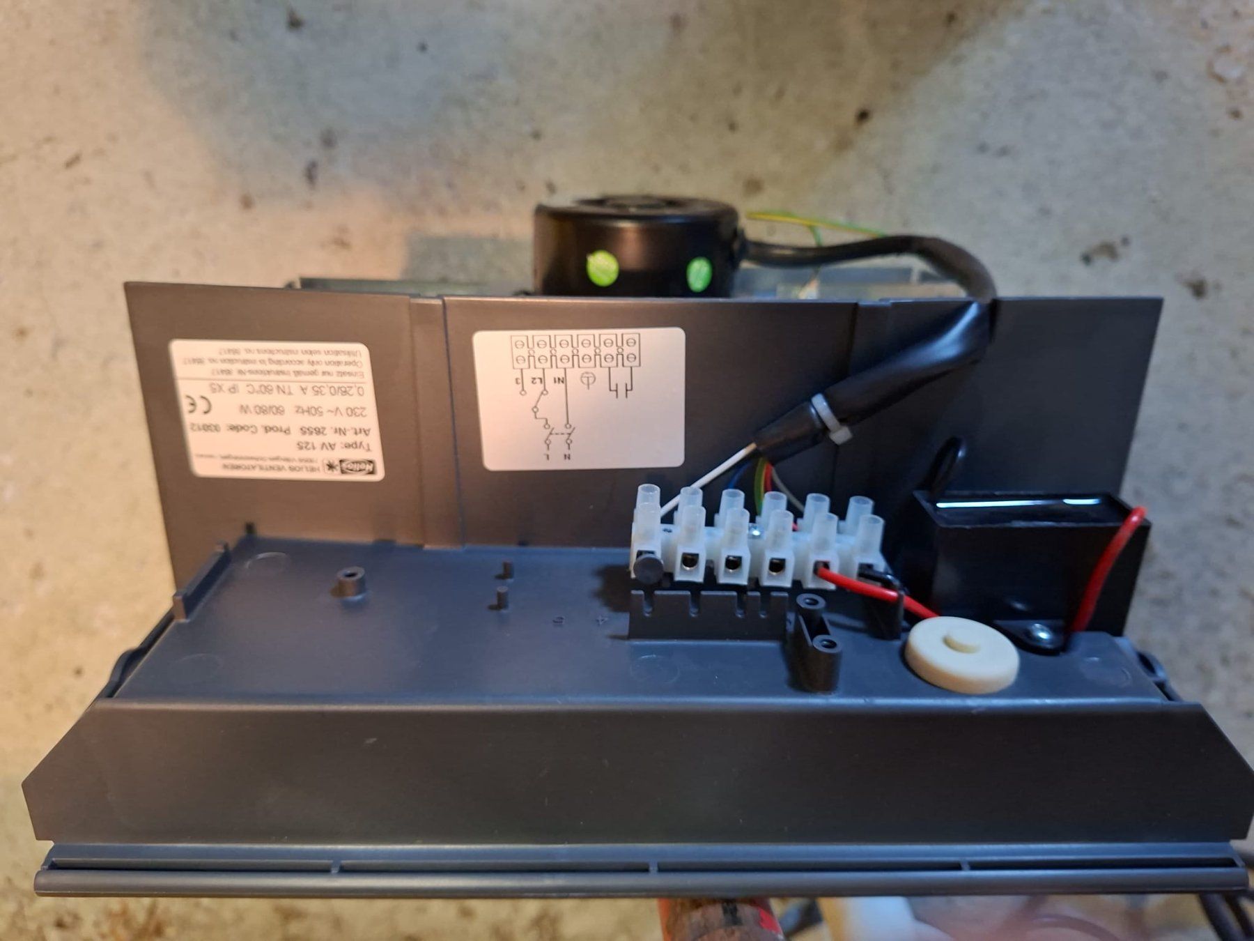 Ventilatori: Helios AV 125 Aussenluftwand-Abluftventilator – Nuovo (secondo la descrizione) da Trimmis venduto da fro_q6c8 2