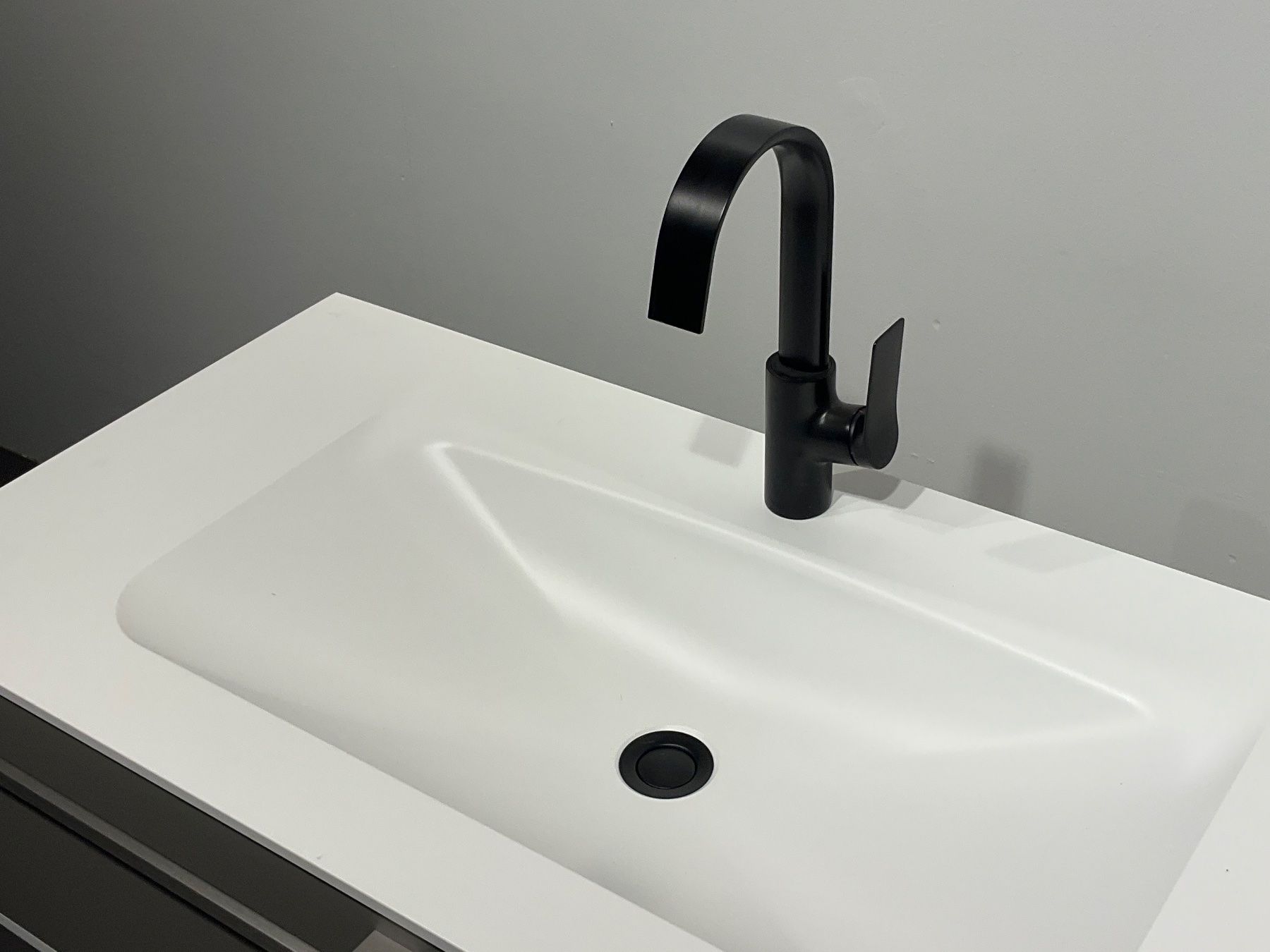Mobili per bagno: 074 Badmöbelkombination, weiss/grau, 150cm – Nuovo (secondo la descrizione) da Derendingen venduto da Meisterstuecke 2