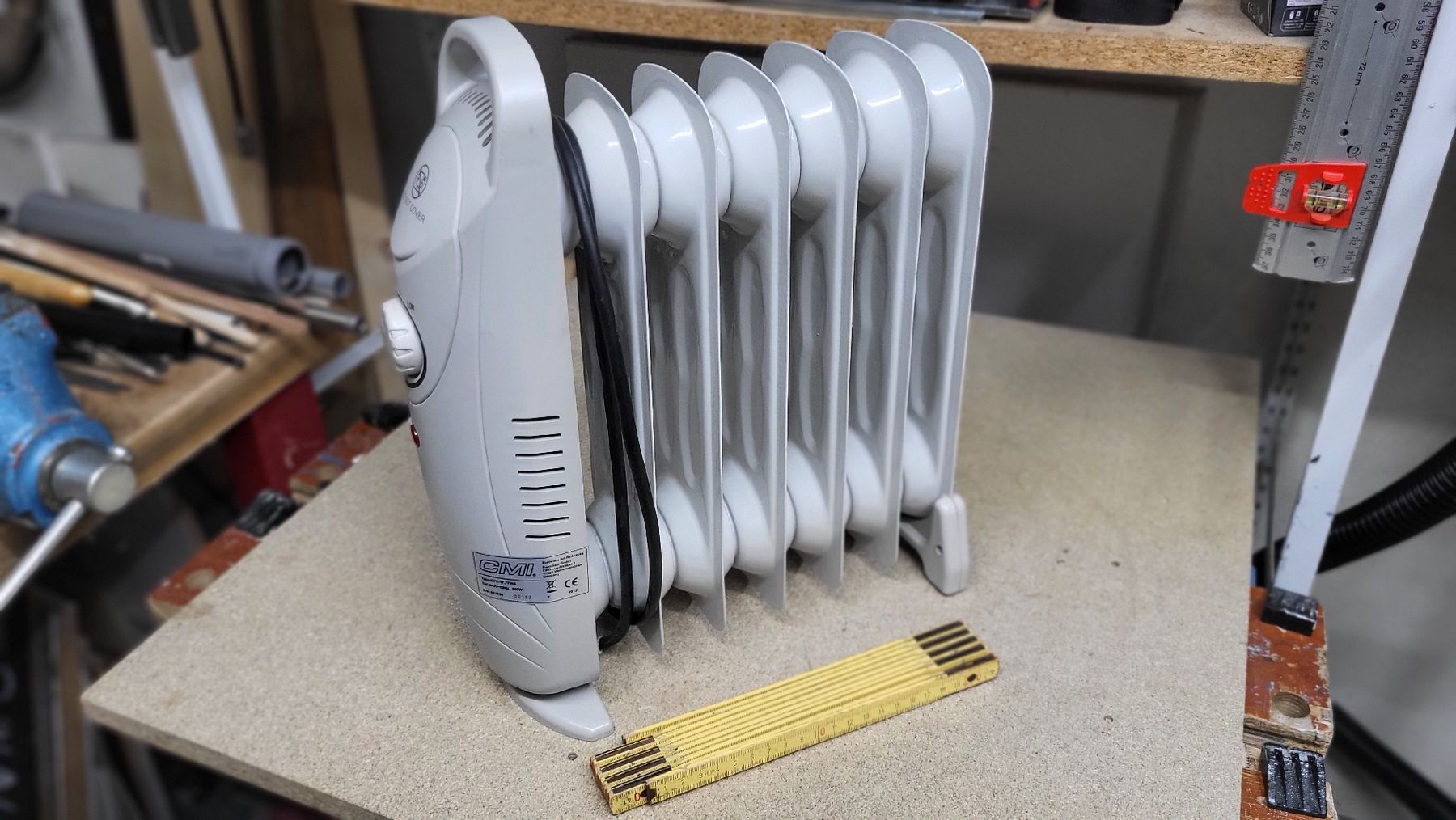 Radiatori: kleiner Oelofen 600W – Usato da Winterthur venduto da Rosuda