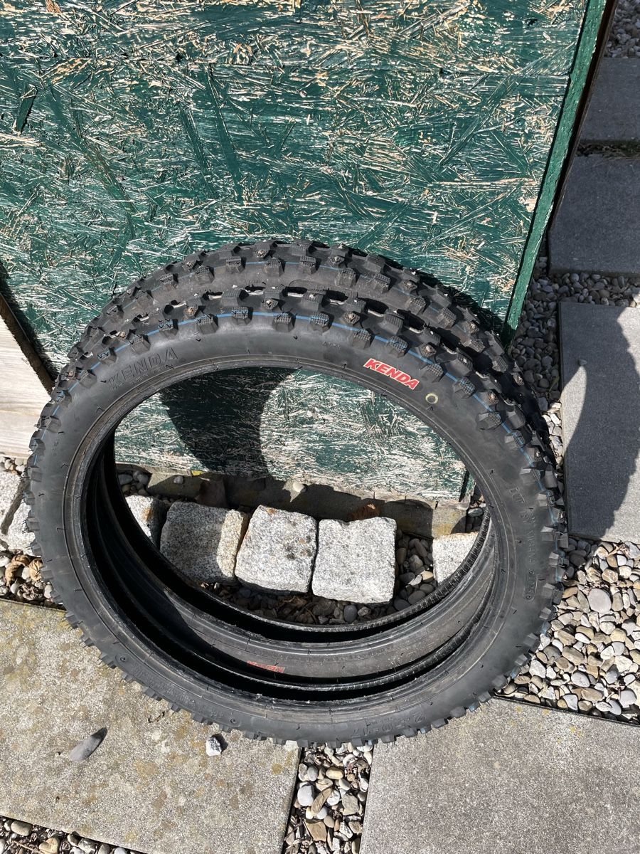 Pneumatici & Ruote complete: Spikes mofa pneu 17 zoll – Usato da Nesslau venduto da PuchDriver07 2