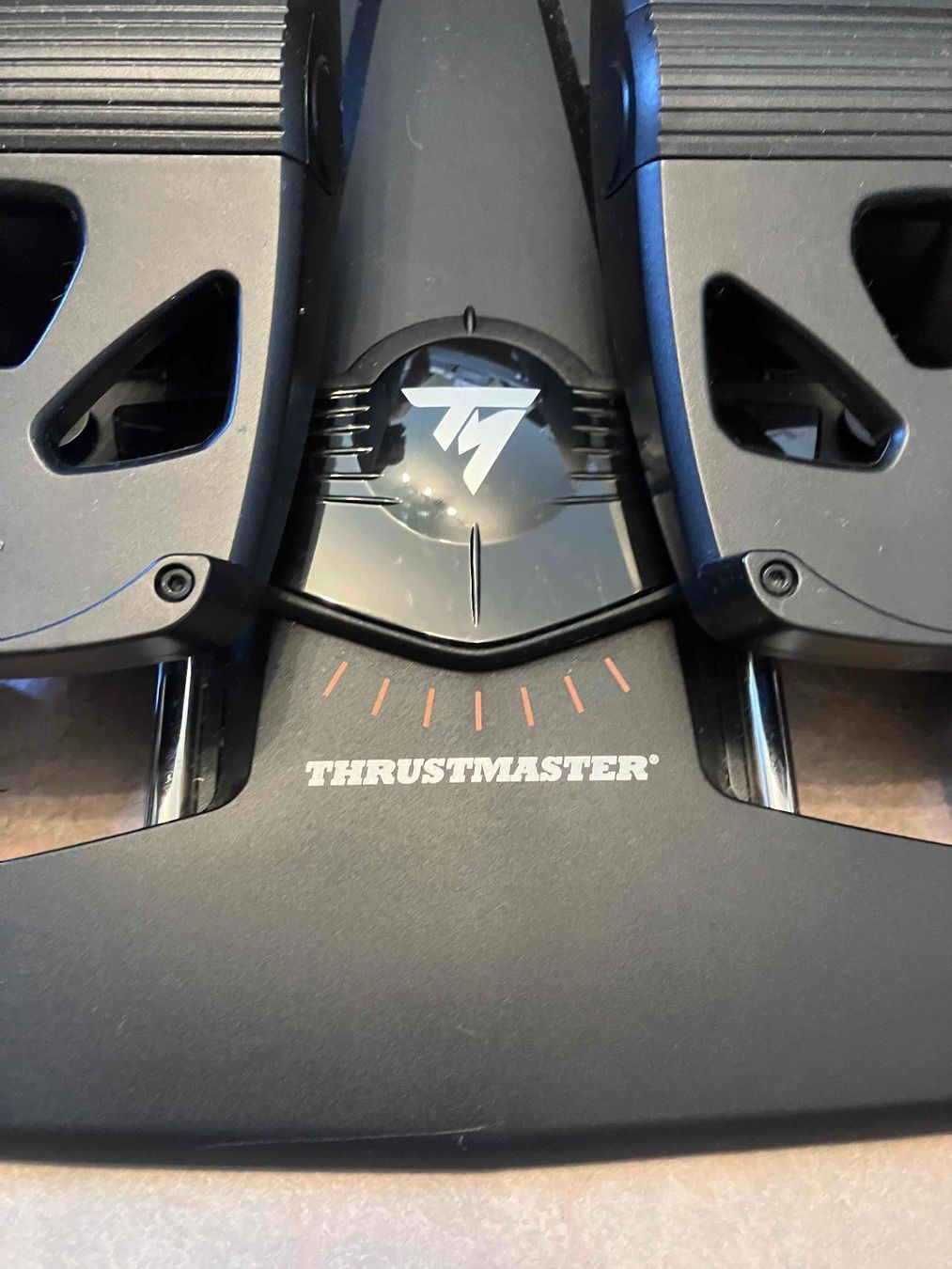 Honeycomb Controller: Honeycomb Alpha Flight Controls & Thrustmaster Flugsimulator – Gebraucht aus Rümlang von deniz-78 7