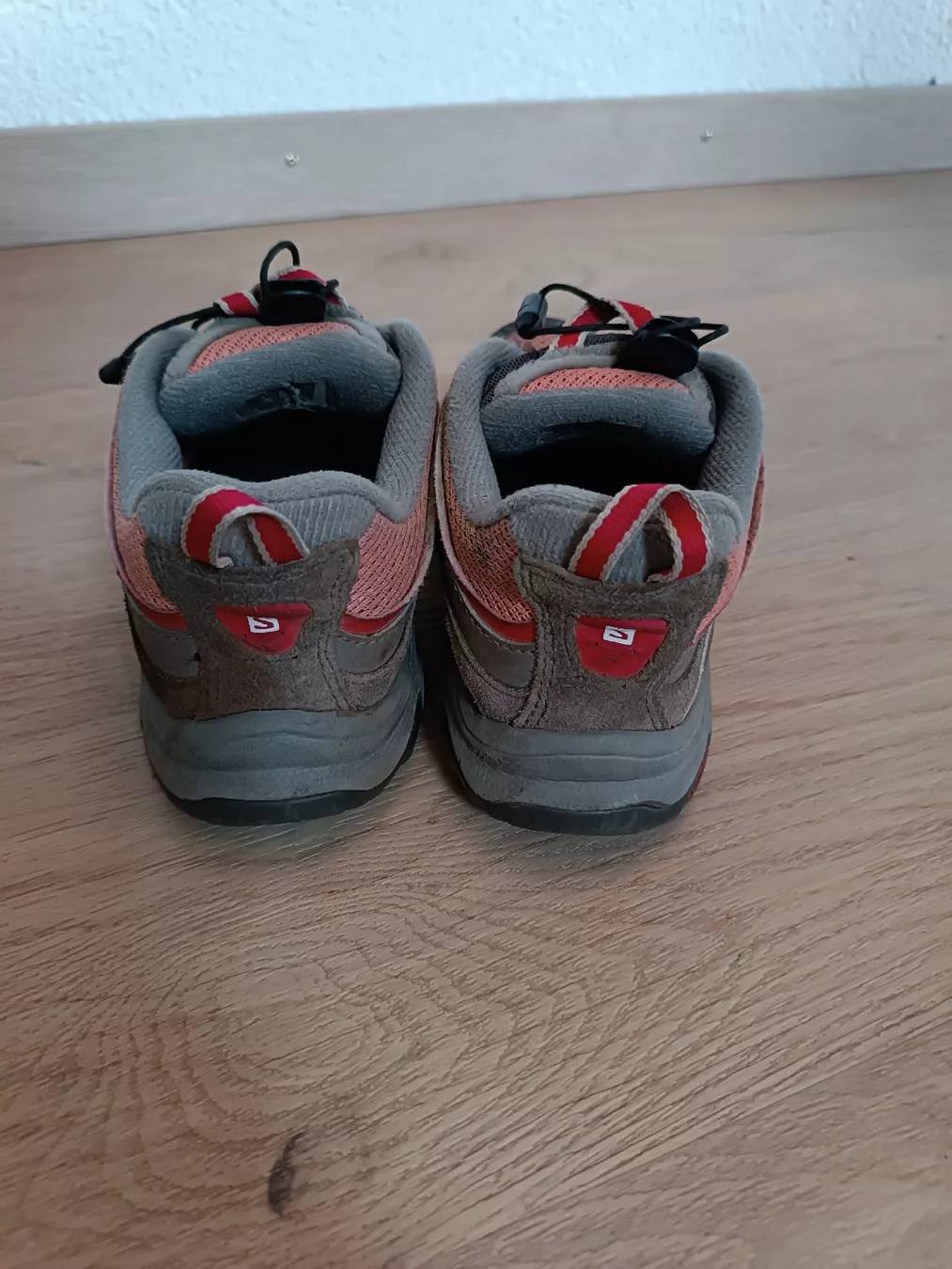 Salomon Scarpe da uomo: Salomon 32 – Usato da Arbedo venduto da cuc_8zbh 2