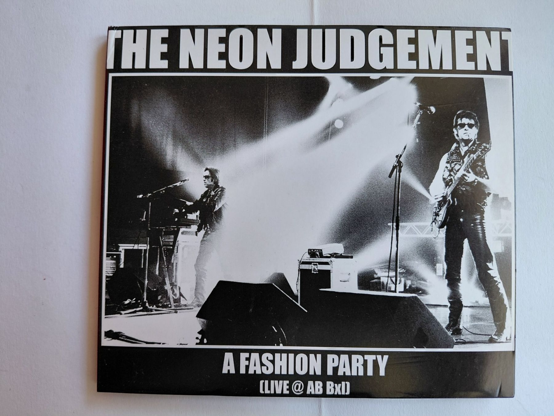 CD: THE NEON JUDGEMENT – Usato da Denges venduto da Hellboy10