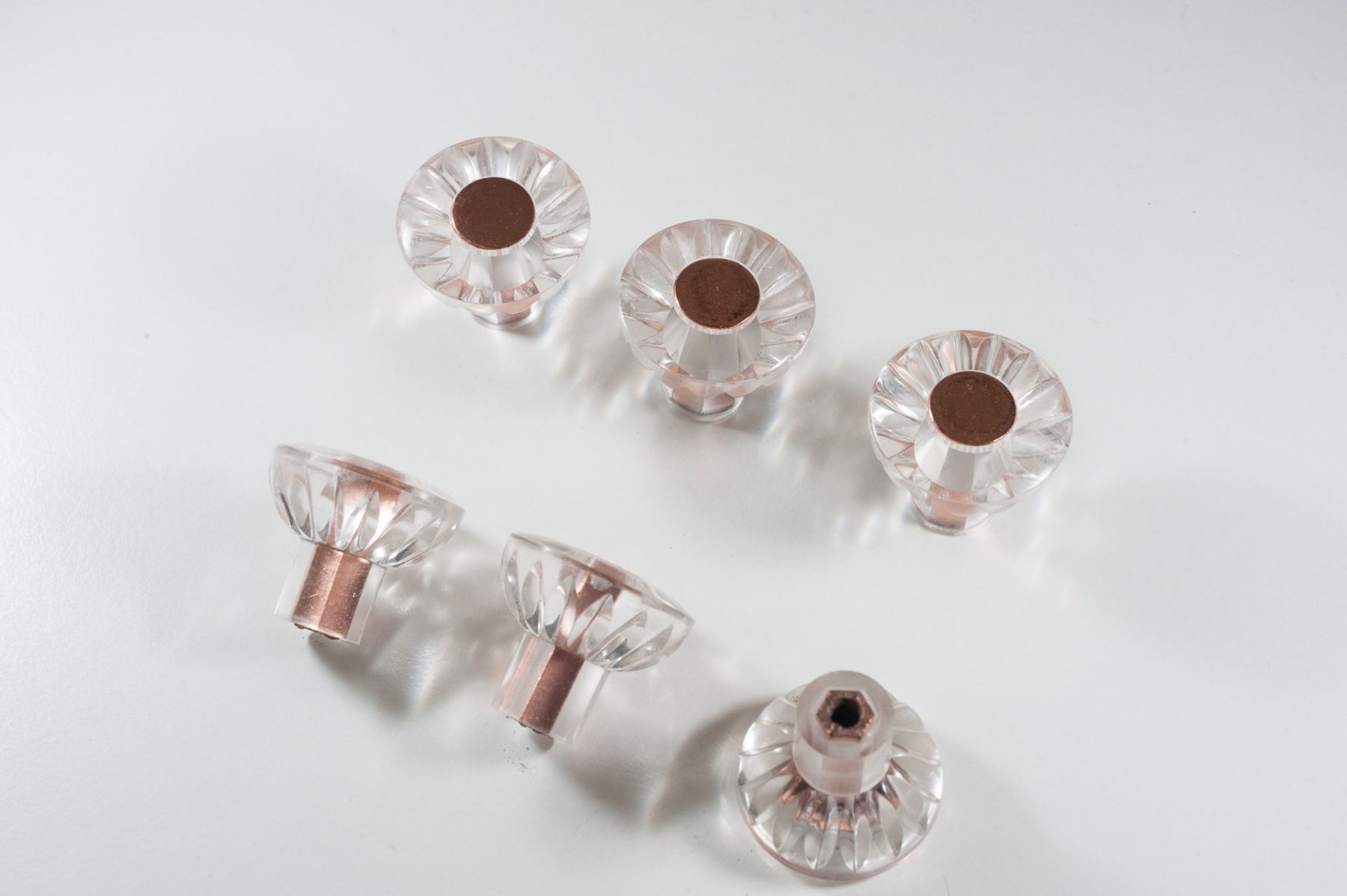 Quincaillerie: 2 Möbelknöpfe Plexiglas / Kupfer – D'occasion à Schwerzenbach par floridan 4