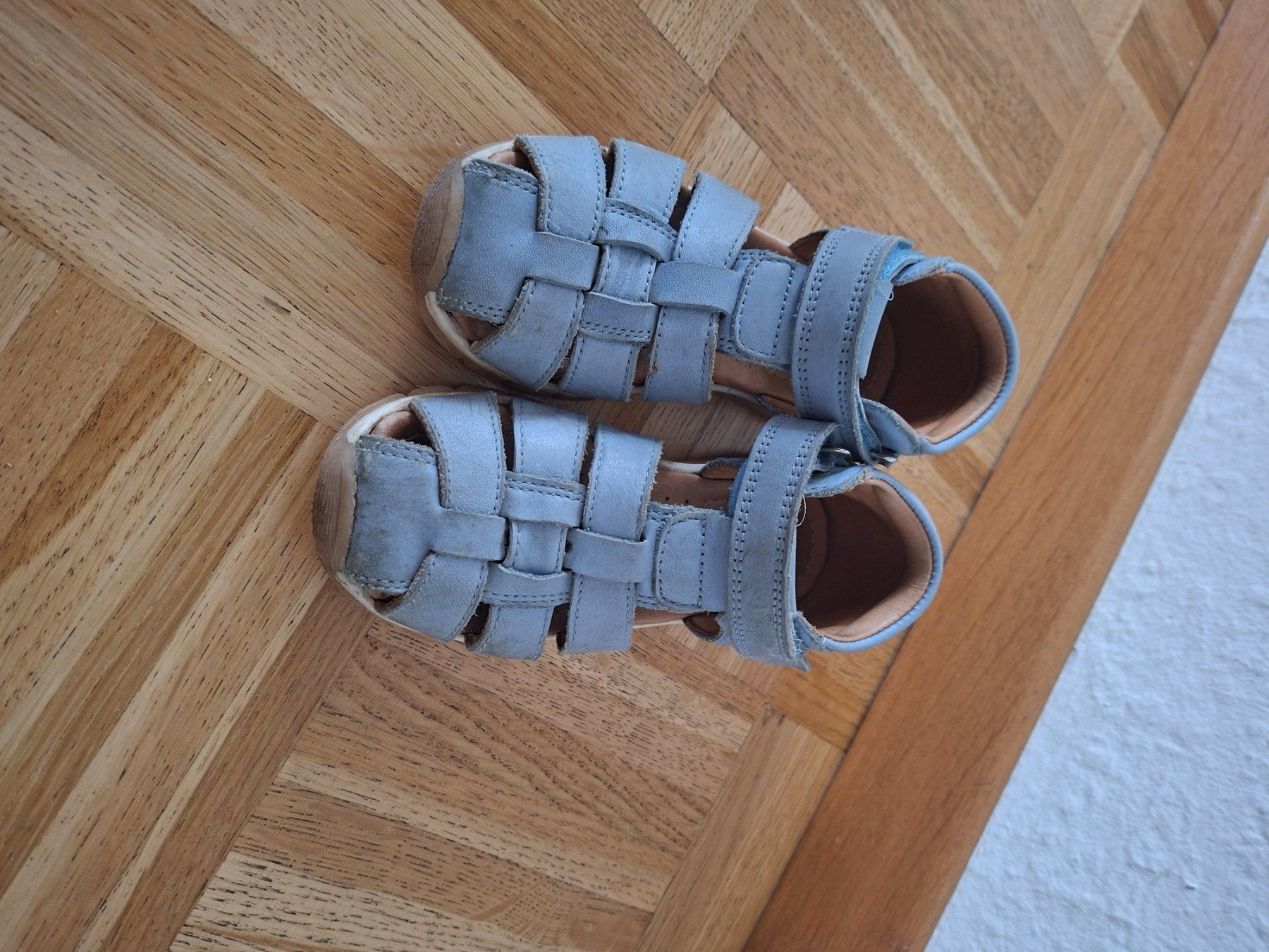 Bisgaard Scarpe da uomo: Bisgaard Sandalen 28 – Usato da Wiler b.Utzenstorf venduto da Amadeusli99