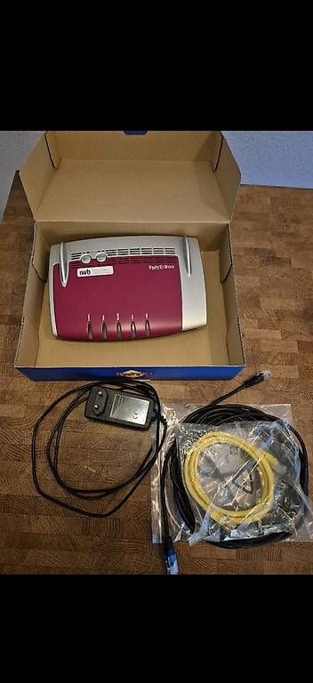 Modem & Router: Fritzbox 5490 – Usato da Basel venduto da jul_hr8h