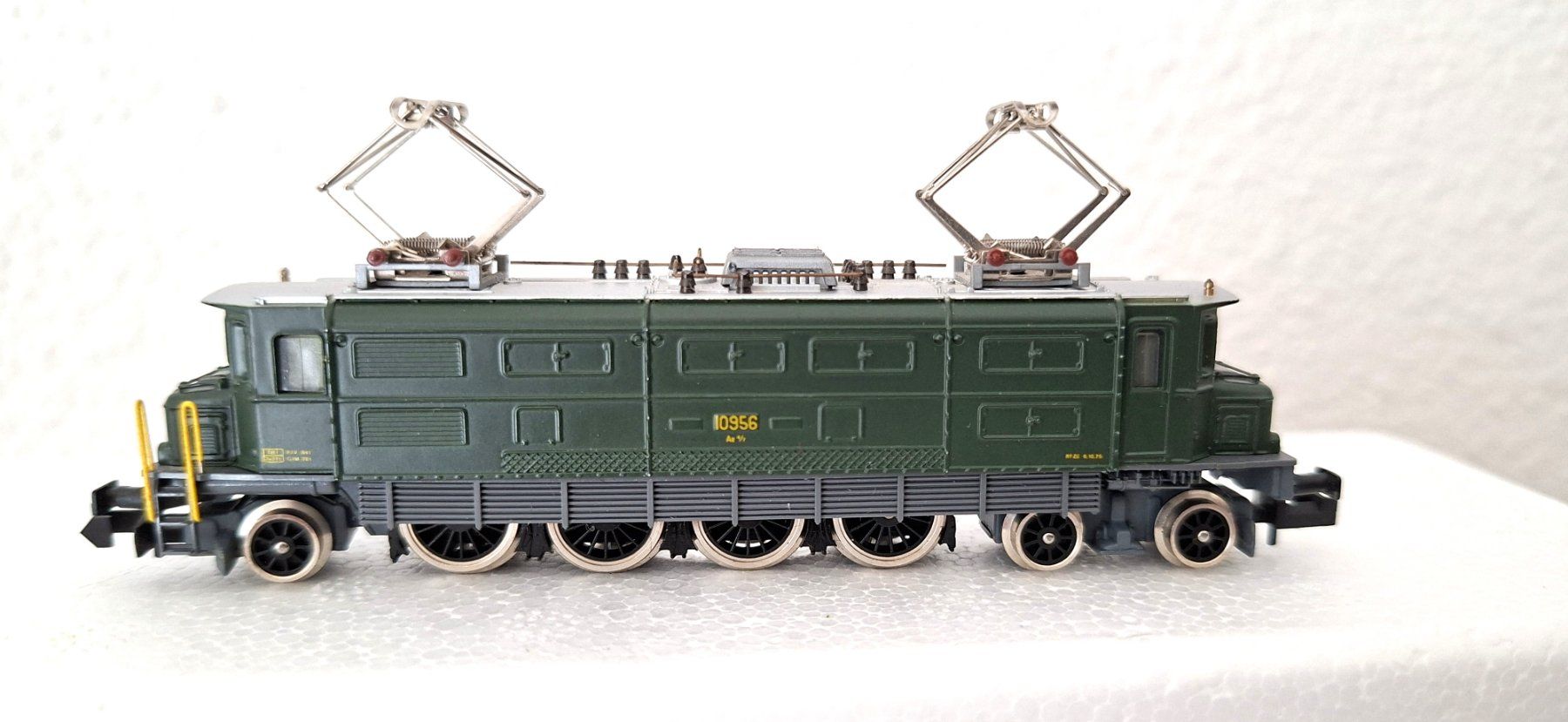 Hag Modellini di ferrovie: HAG Ae 4/7 SBB – Usato da Biberist venduto da Ntrains