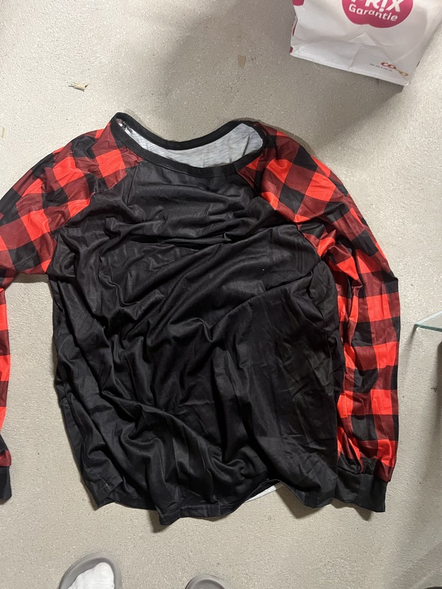 Pyjamas: Pijama Oberteil – Neu (gemäss Beschreibung) aus Wangen b. Olten von oli_f9b8 1