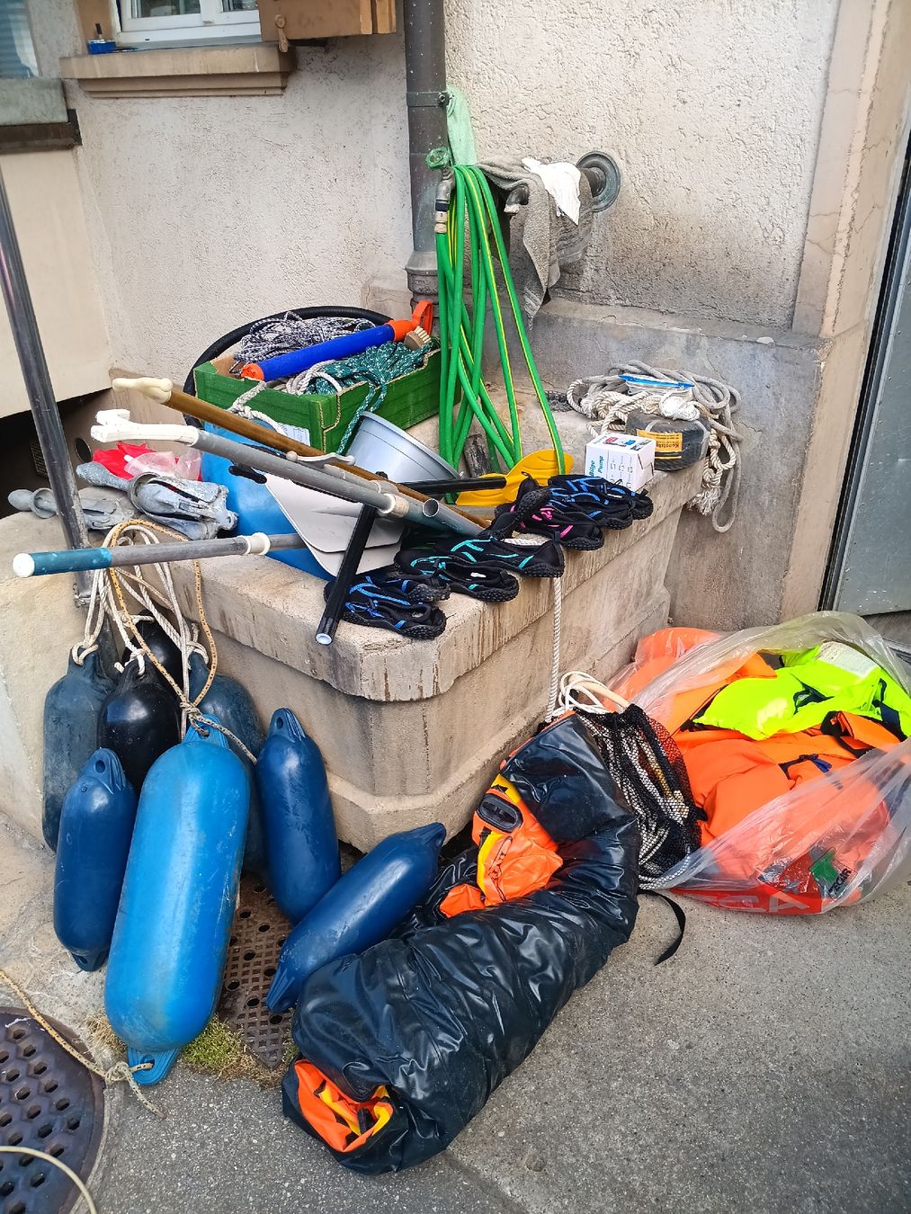 Boote: Boot Motorboot Nautic Ausrüstung  Weste – Gebraucht aus Hindelbank von mbcar