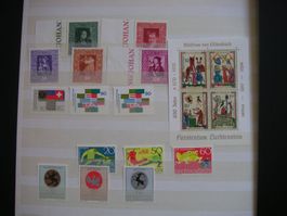 Briefmarkenalbum Restlot FL ab 1949, postfrisch + gestempelt