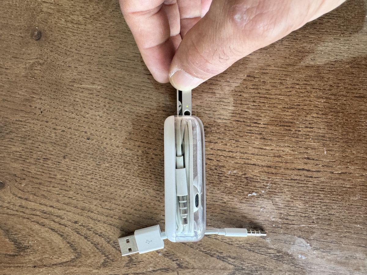 Apple Tragbarer Mediaplayer: Apple iPod Shuffle 4.Gen mit Kopfhörer – Gebraucht aus Dietikon von Leodnd 3
