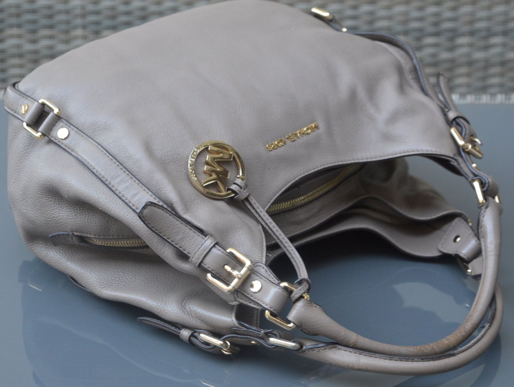 Michael Kors Taschen für Damen: Tasche Michael Kors Bedford sac – Gebraucht aus Collonges von arashee 1