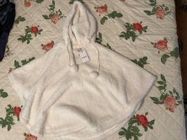 Poncho Nymos Plüsch mit Kapuze weiss neu mit Etikett