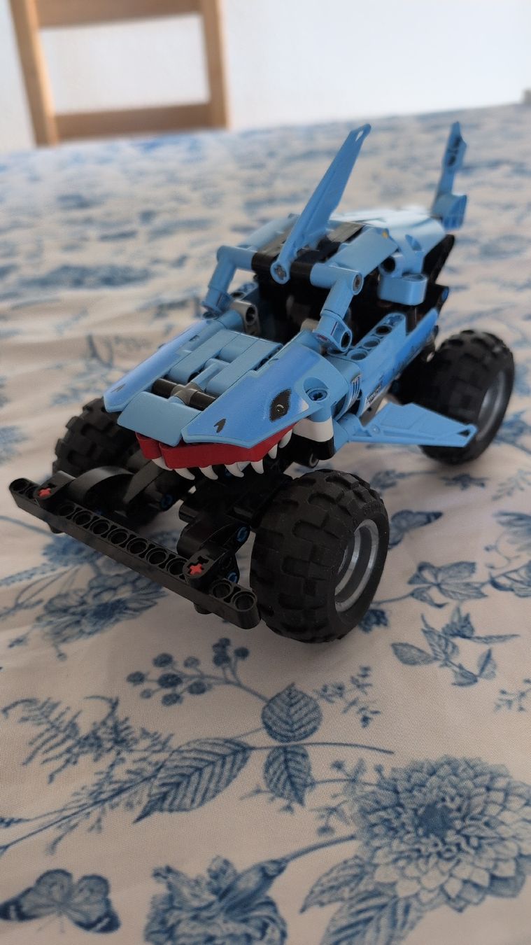 Lego Giocattoli: Lego Technik Megalodon – Usato da Reinach BL venduto da Chasperli