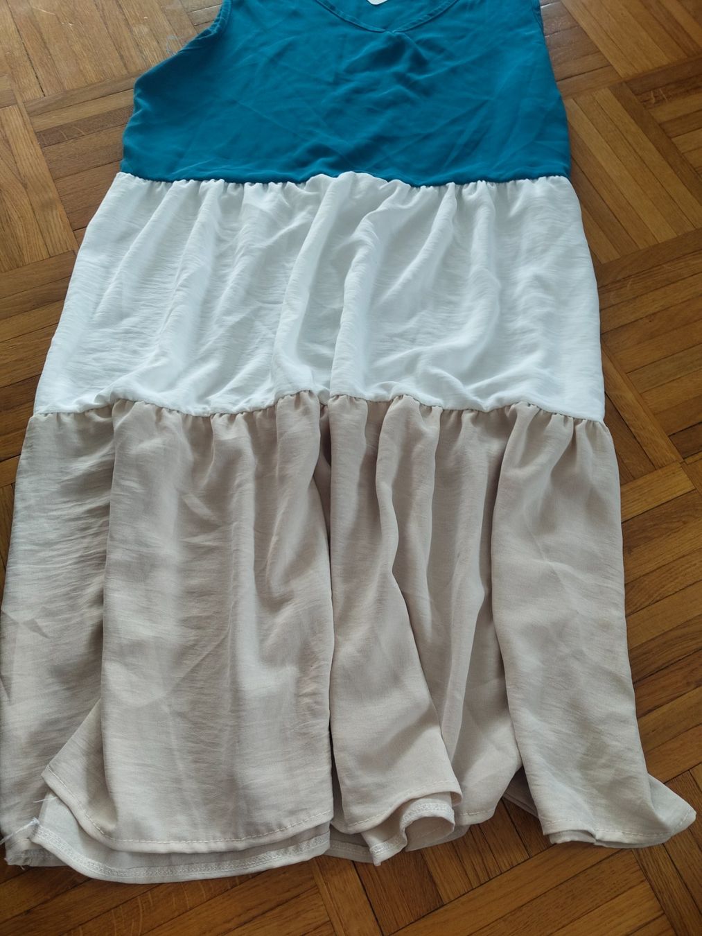 Kleider: Robe – Neu und originalverpackt aus Grand-Lancy von ana_7y2f 2