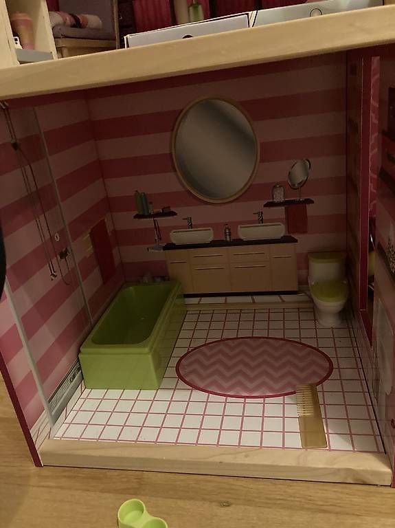 Case e mobili per bambole: Maison de poupées KidKraft – Usato da Montreux venduto da Belmont02 2