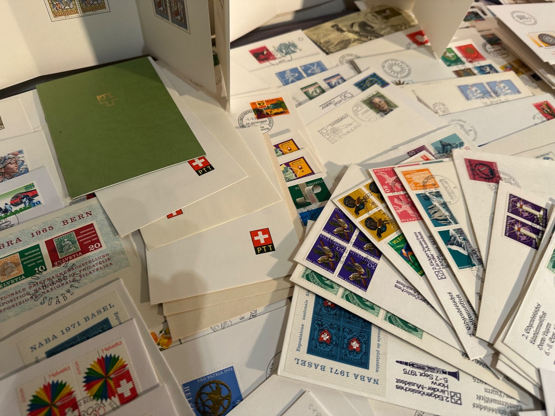 Tutti i francobolli: Grosse Sammlung Sonderbriefe PTT FDC Karten Schweiz – Usato da Stettfurt venduto da 2442 5