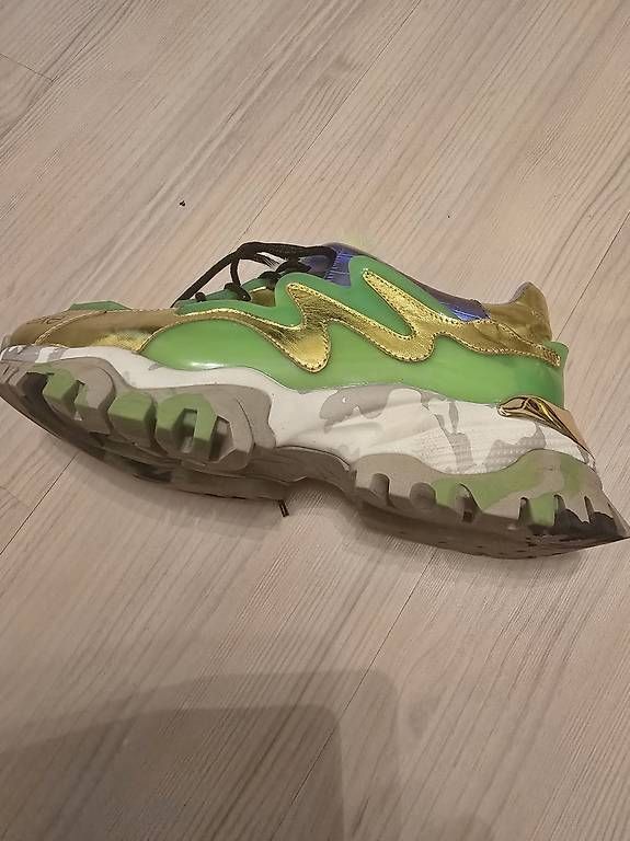 Damenschuhe: Sneakers – Gebraucht aus Gutenswil von evita.64 2
