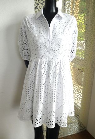 RESERVED BW Sommer Kleid Lochspitzen neuwertig, Gr. 36/38