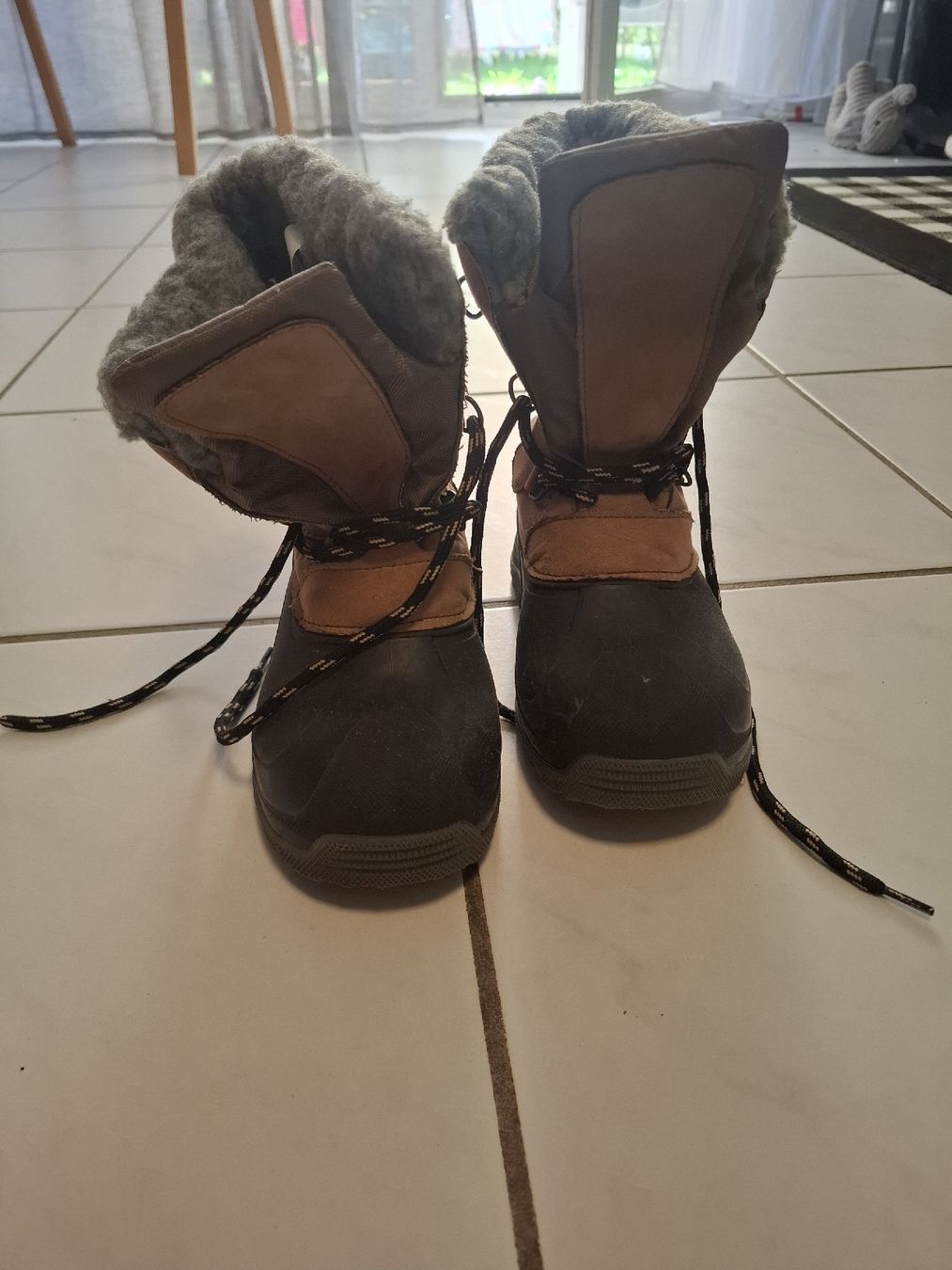 Scarpe per ragazzi: Winterstiefel Gr.32/33 – Usato da Luzern venduto da s.teffi 1