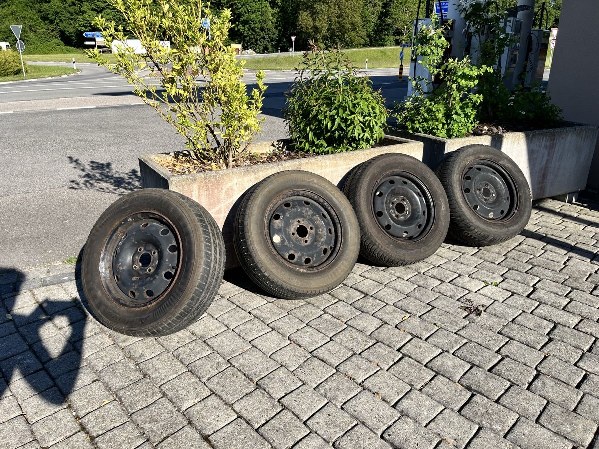 Cerchioni: 4 jantes acier montées 14" – Usato da Romainmôtier venduto da KBVM