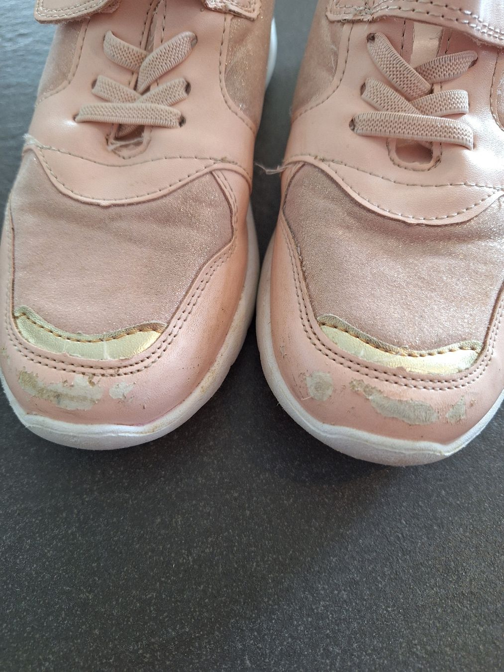 Schuhe für Mädchen: Sneakers Gr. 32 – Gebraucht aus Brittnau von Norge77 1