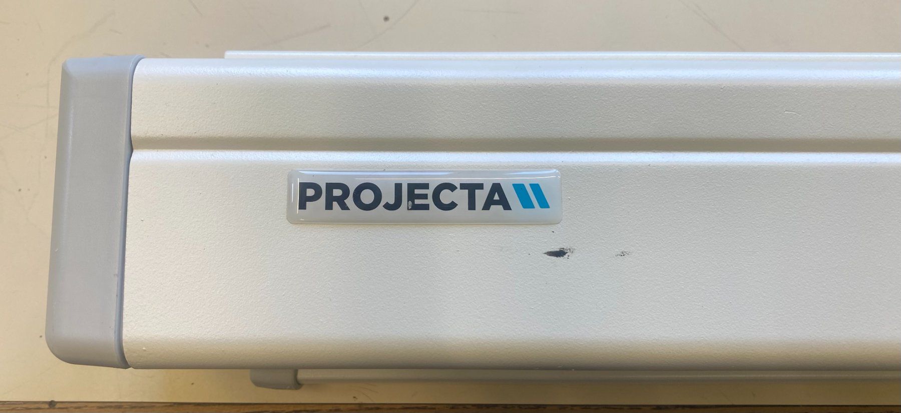 Altri Accessori: Ecran de projection Projecta Compact RF Electrol 190x107 – Usato da Bex venduto da 1_style