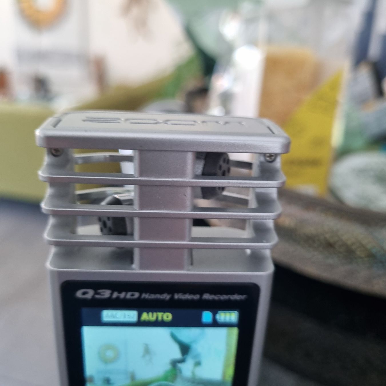 Camcorder: Zoom Q3HD Handy Video Recorder gebraucht – Gebraucht aus Turbenthal von Nichevo 3