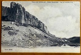 Tour d'Aï - Lac et Chalets