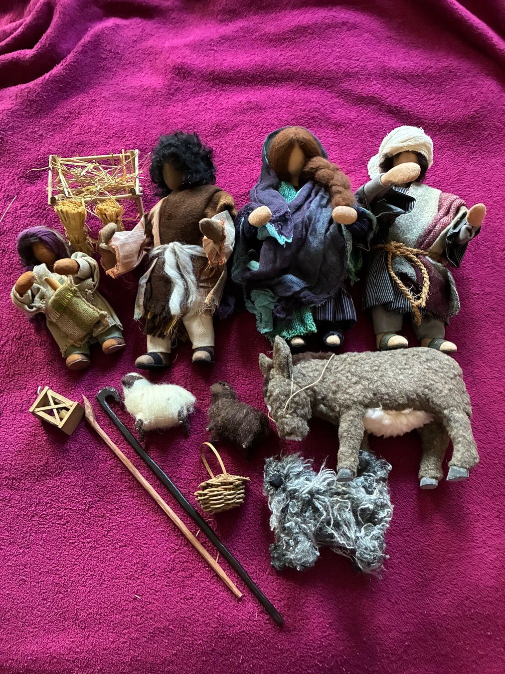 Toutes les décorations: Wunderschöne Krippenfiguren, handgemacht – D'occasion à Adliswil par Tagere8 9