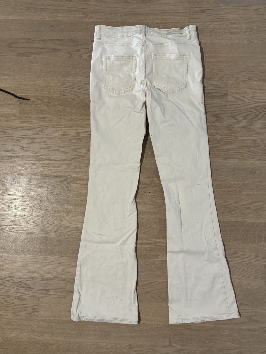 Only Jeans: Only Jeans beige Bootcut Gr. M / Schrittlänge 32 – Usato da Wintersingen venduto da Symphoricarpos 2