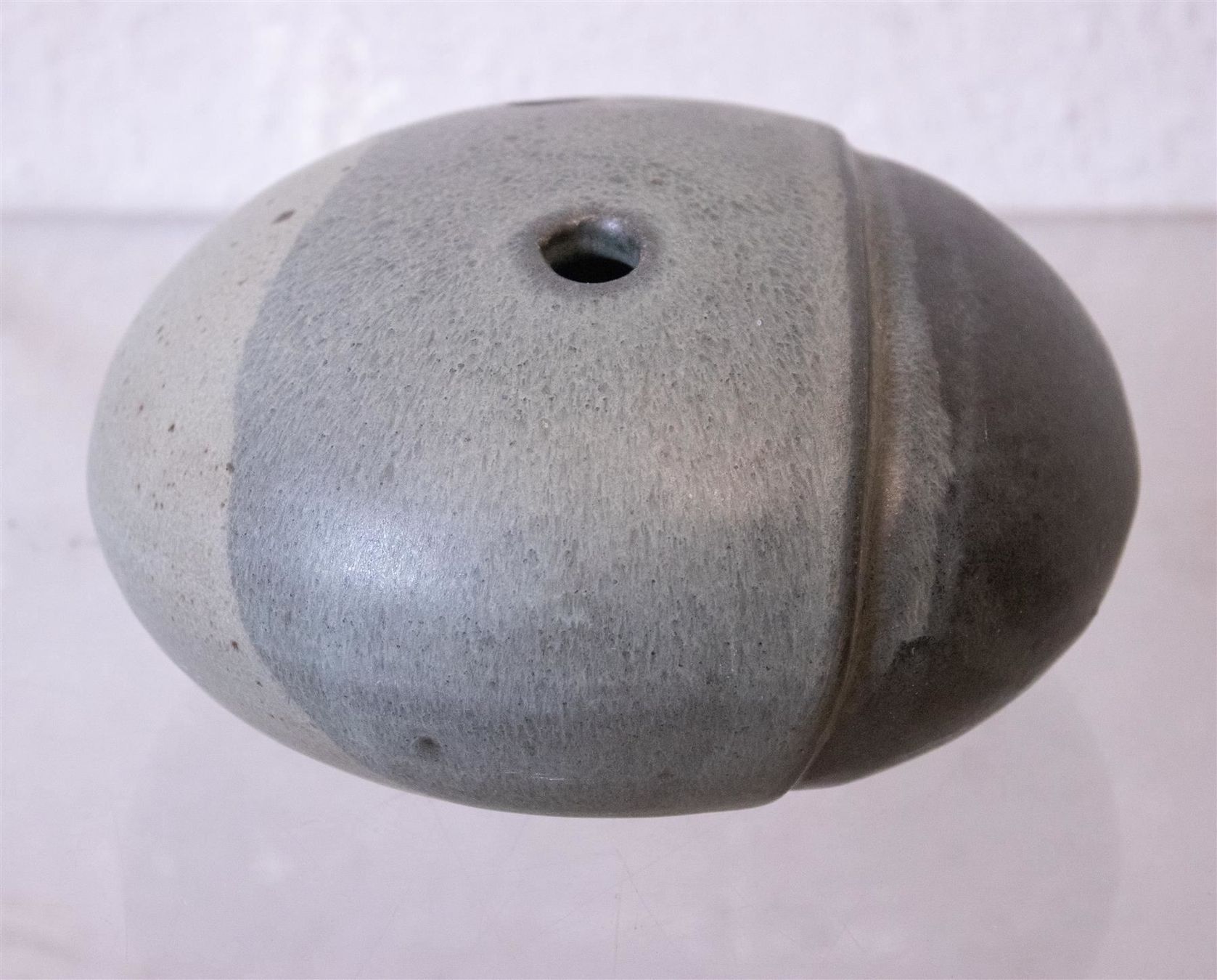 Vasen & Gefässe: Handgefertigte Vase von KH Würtz – Gebraucht aus Zürich von ZuercherBrockenhaus 1