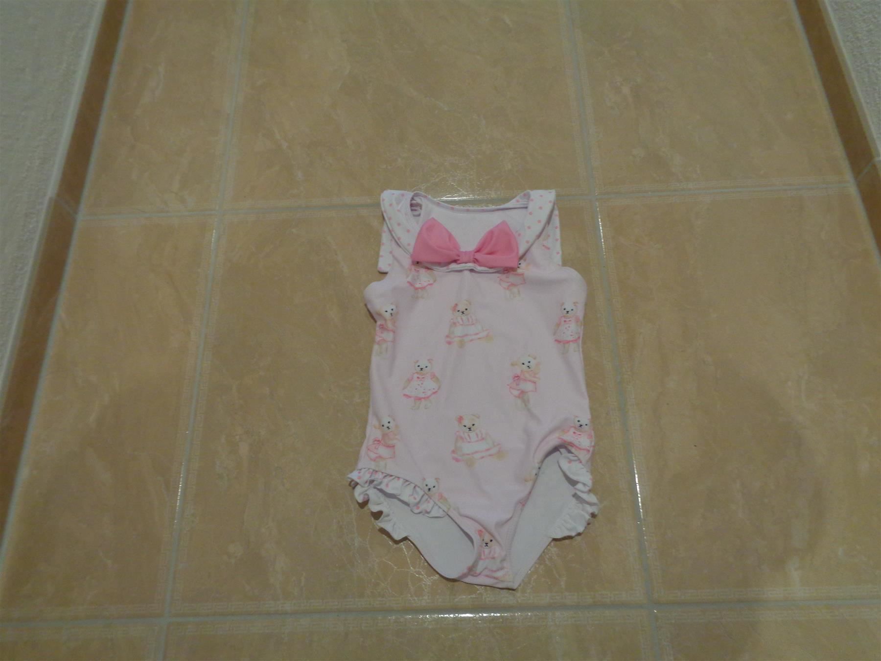 Badekleider & Bikinis: neuer Teddy Badeanzug, 8J 128 – Neu (gemäss Beschreibung) aus Klingnau von Markus14
