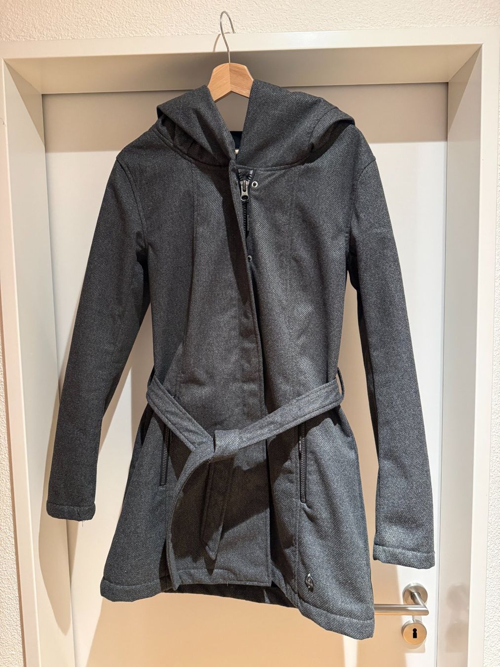 Mäntel: Wintermantel – Neu (gemäss Beschreibung) aus Oberkulm von Snoppy1234