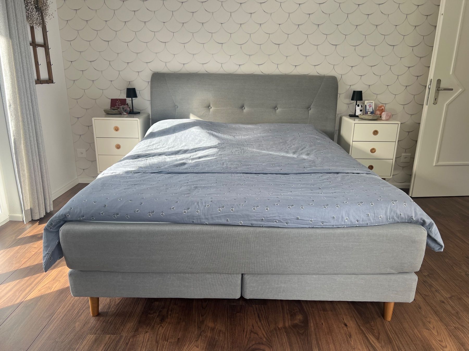 Betten: Boxspringbett Hellgrau – Gebraucht aus Matzendorf von jasmine9 4