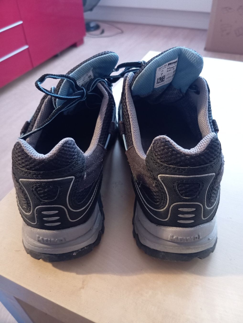 Meindl Scarpe da donna: Meindl Damen-Trekkingschuh Gr. 41 – Nuovo (secondo la descrizione) da Langnau i. E. venduto da tho_n6n5 1
