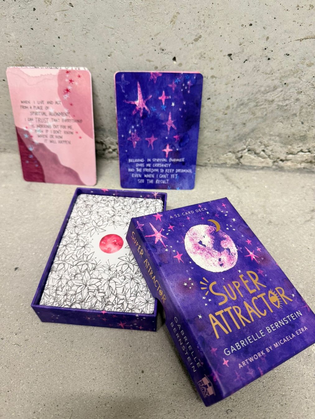 Libri: Super Attractor Kartenset von Gabrielle Bernstein – Usato da Basel venduto da Tierschutz-Flohmi