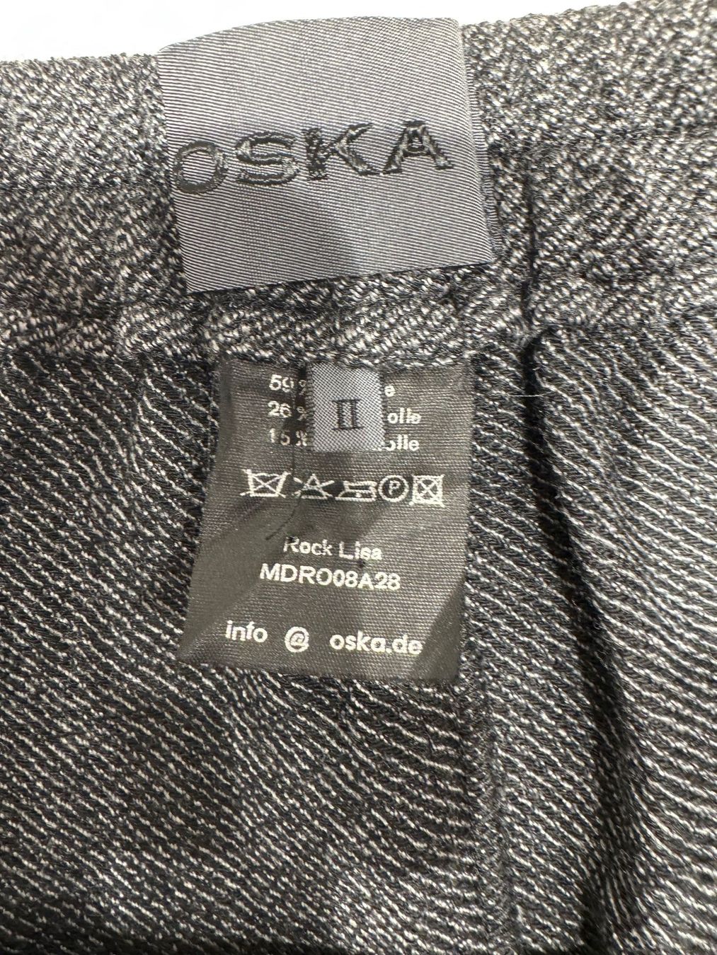 Oska Lotti di vestiti: Edles Strick-Set, Rock & Oberteil, Oska, Gr. I & II – Nuovo (secondo la descrizione) da Oberrohrdorf venduto da maggys15 9