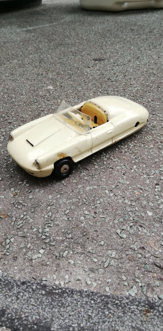 Schuco Giocattoli: Schuco Auto Dalli 1011, defekt ab 1Fr. – Difettoso da Thun venduto da Matthias72