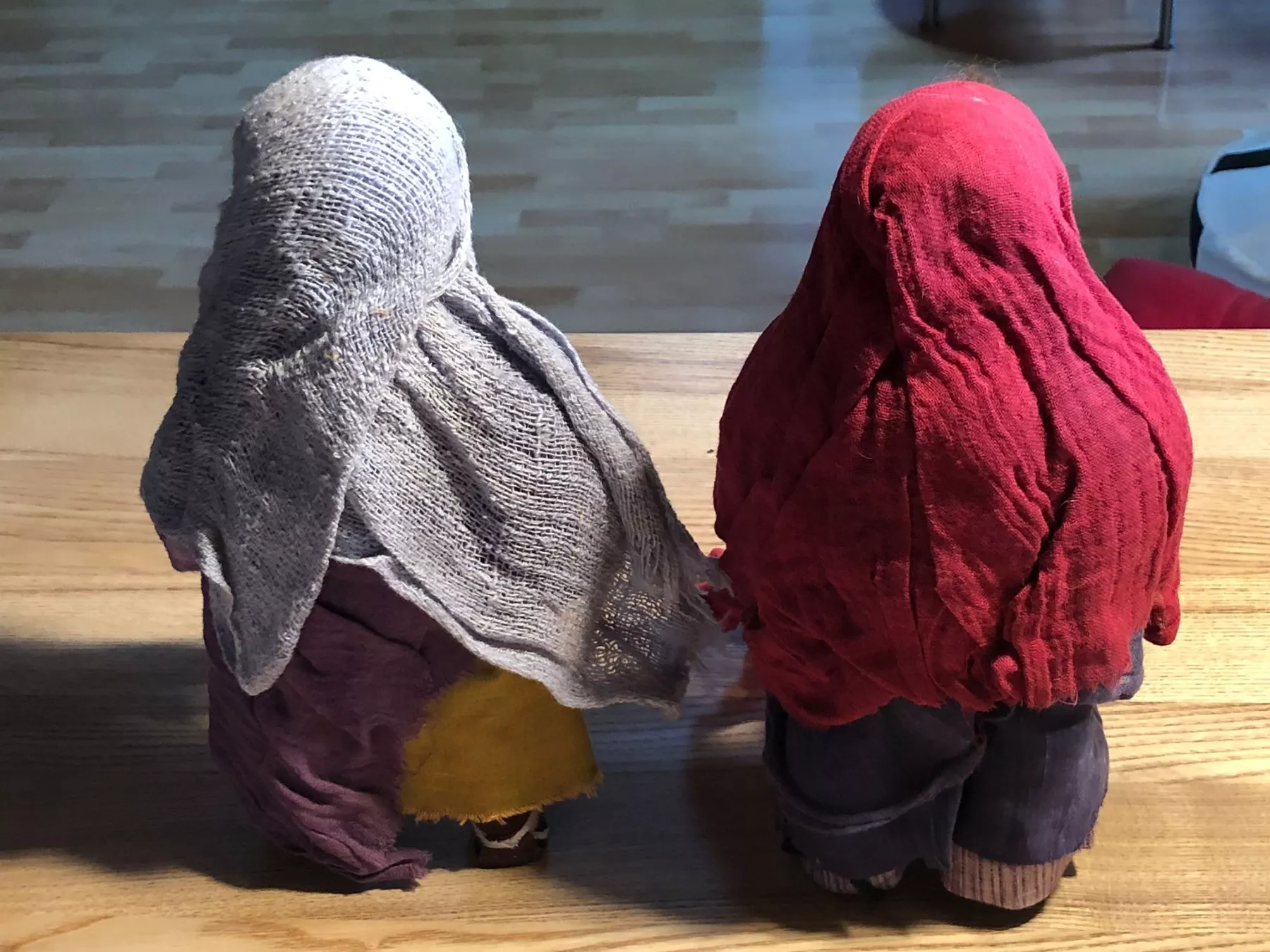 Statuette: 2 Schwarzenberger Krippenfiguren – Usato da Röschenz venduto da Tashroal 2