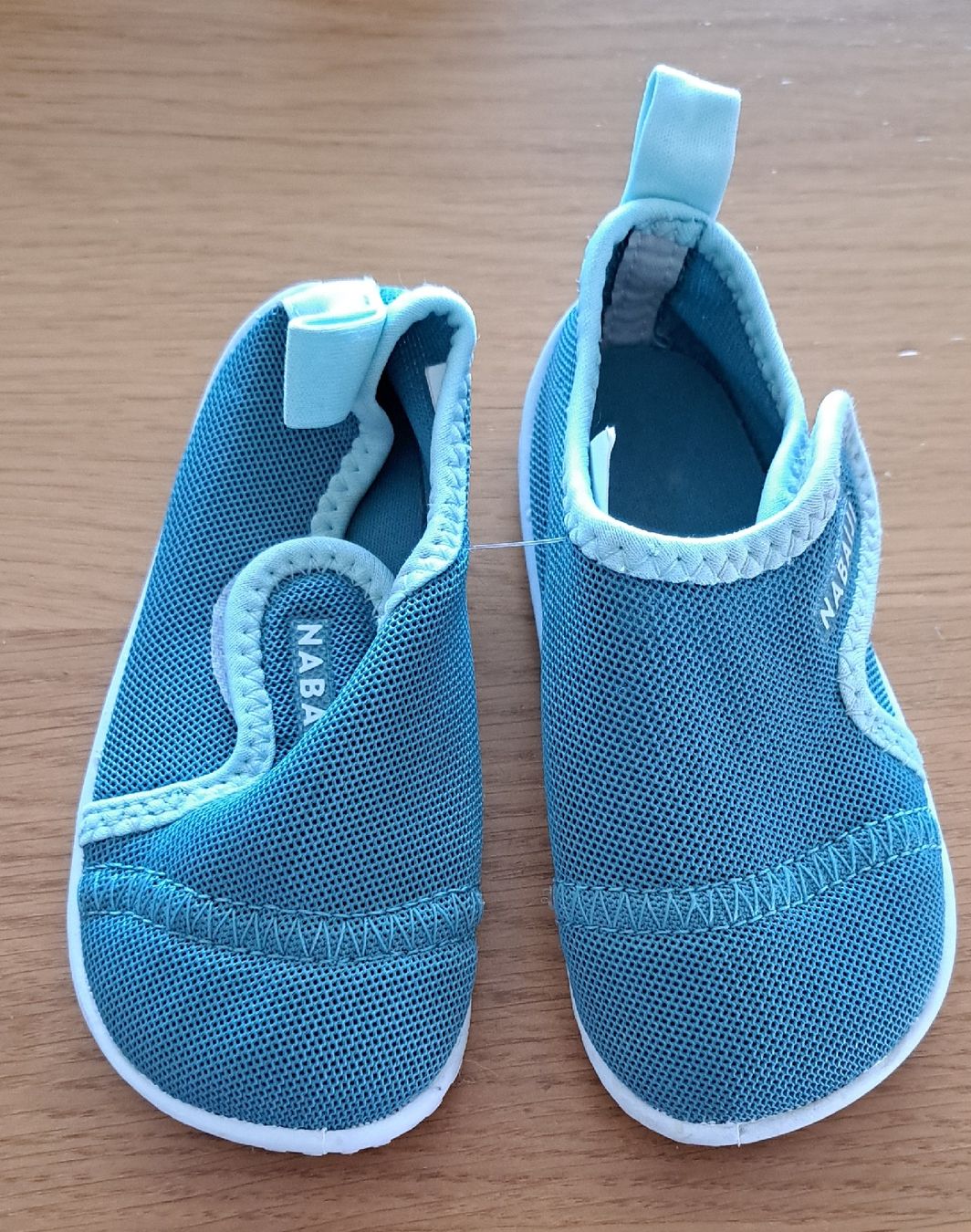 Schuhe für Mädchen: Lot chaussures taille 22 fille – Gebraucht aus Farvagny-le-Petit von Unepetolette 1
