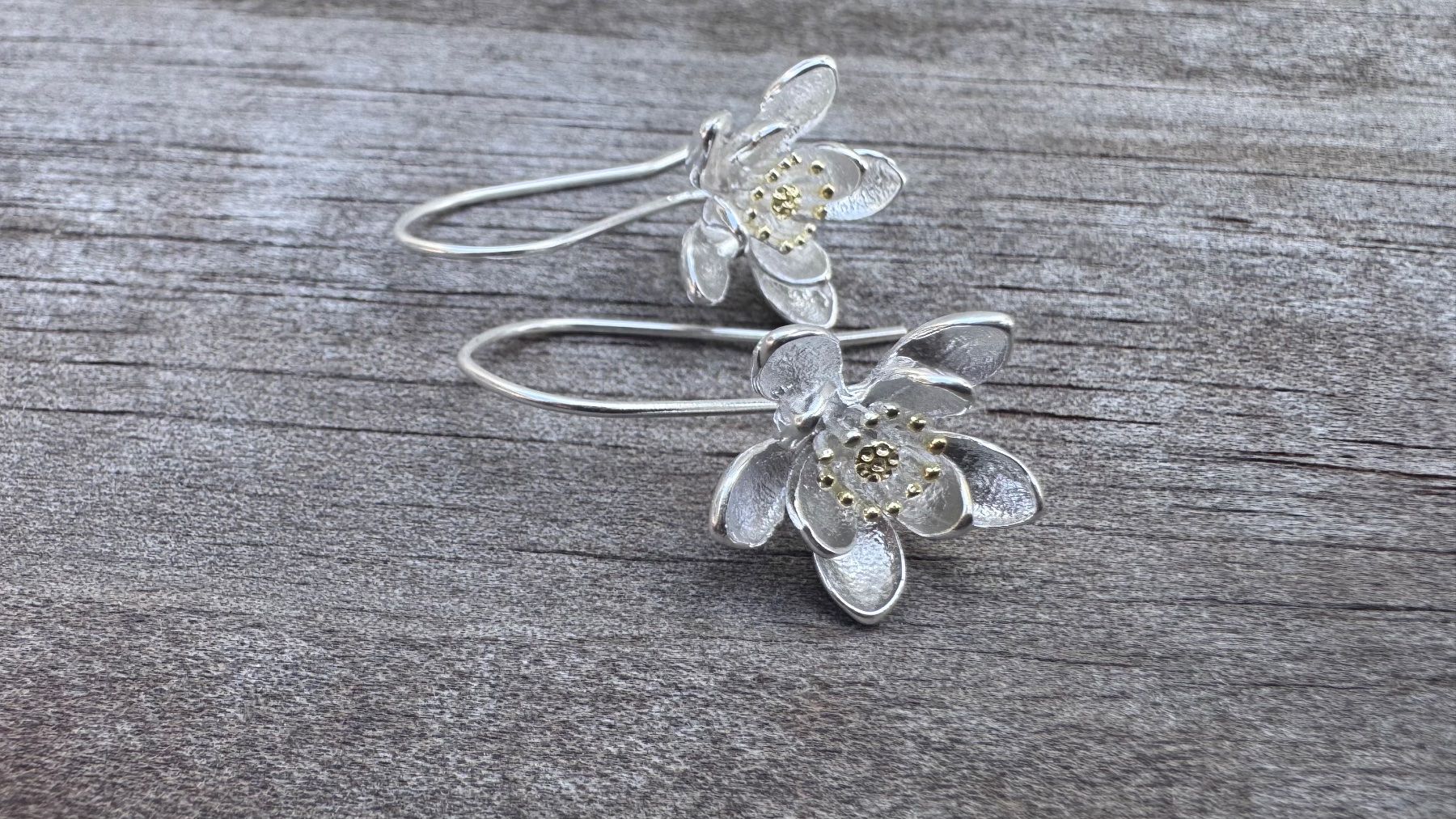 Orecchini pendenti & Orecchini a lobo: Wunderschöne Silber 925 Ohrhänger in Blüten-Form mit Stempel – Nuovo e nell'imballaggio originale da Rombach venduto da Ivreajewels 1