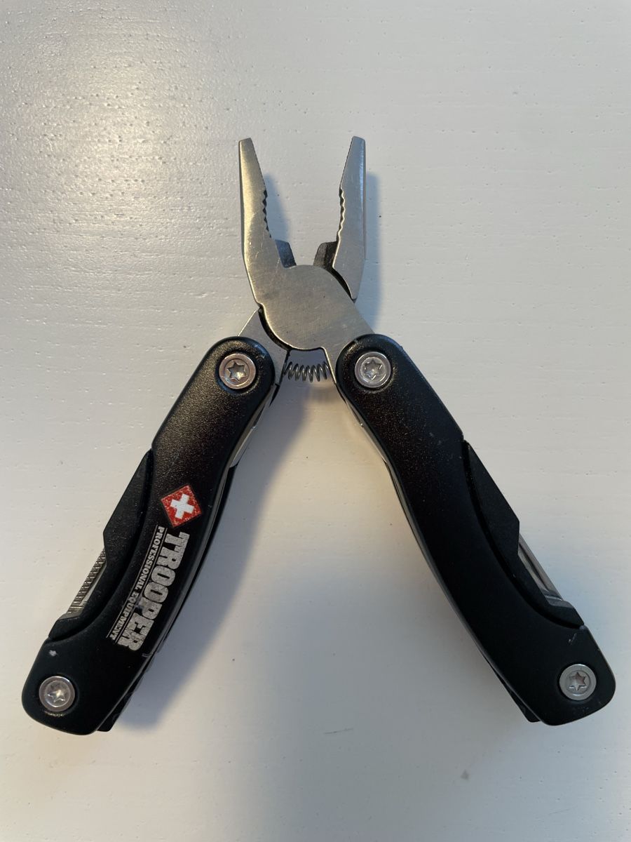 Coltelli tascabile: TROOPER Multitool mit Kydex Holster – Usato da Wallisellen venduto da hawaiianc5