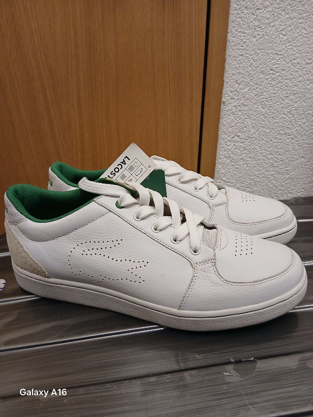 Lacoste Scarpe da uomo: Snakers Lacoste jamais portées – Nuovo e nell'imballaggio originale da Genève venduto da Martinbng 1